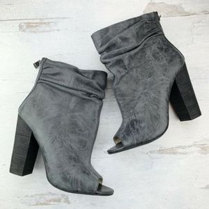 Chinese Laundry Laurel Booties